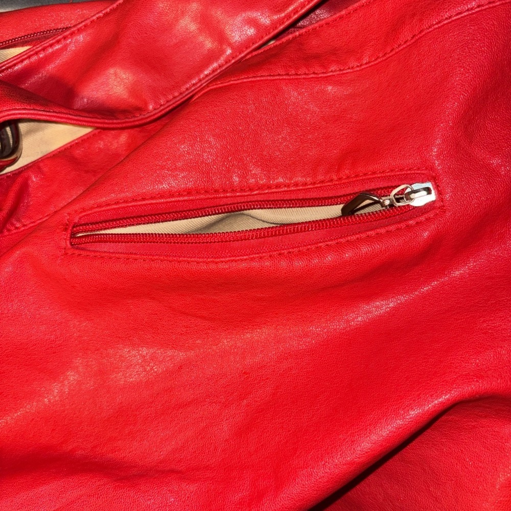 Large Red Rock silver stud Leather Crossbody Bag - Picture 11 of 13